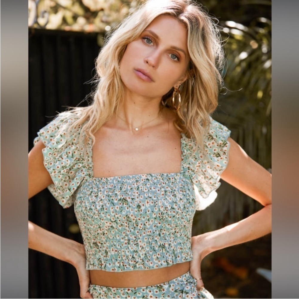 NWT Lulus Flourishing Dreams Floral Print Crop Top Mint Green Size Medium